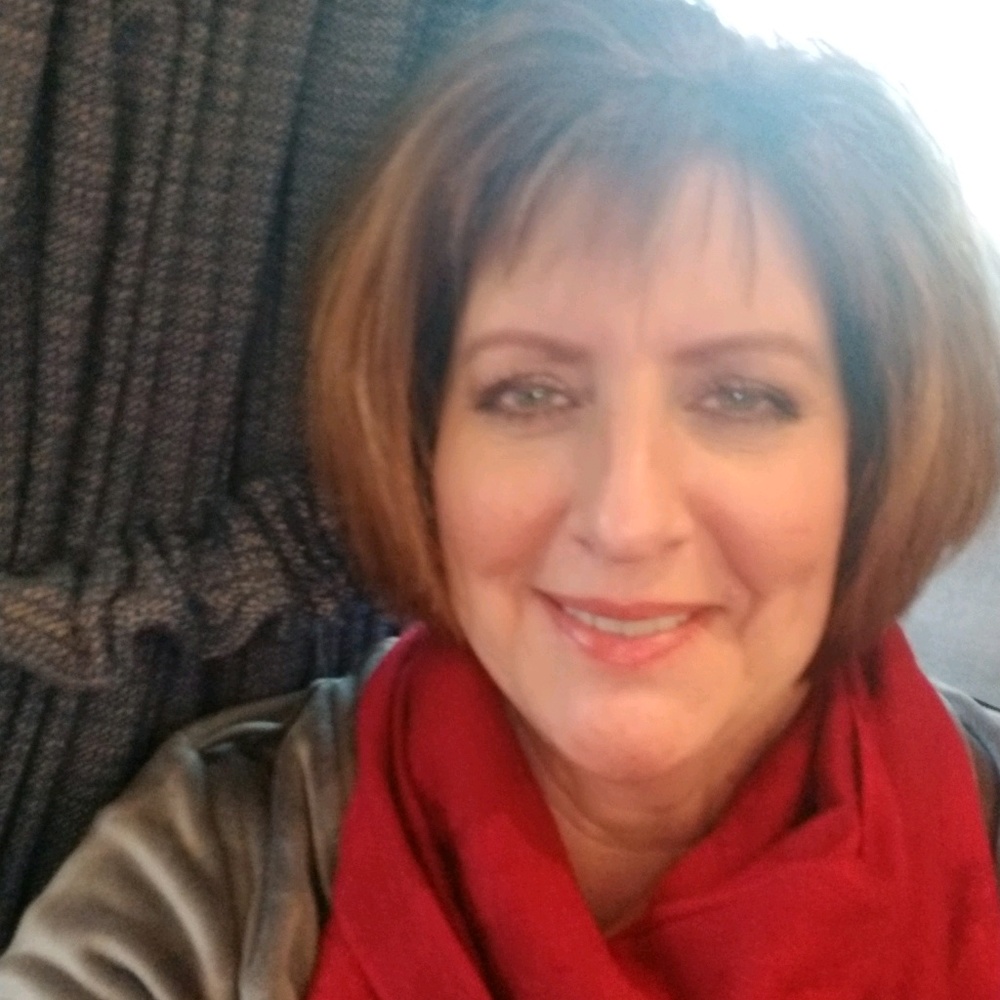 Meet your Posher, Diana